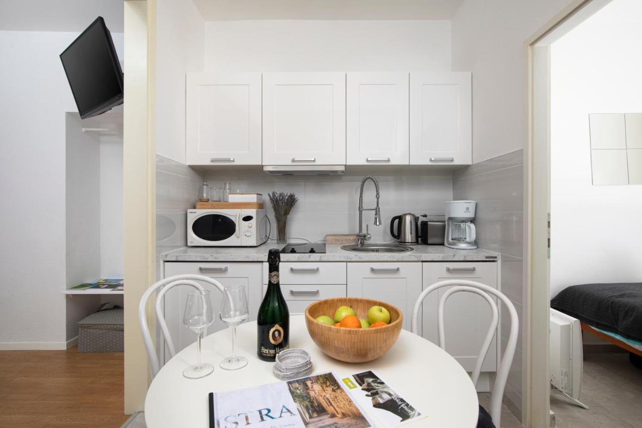 Kandlers Street Apartment Pula Extérieur photo